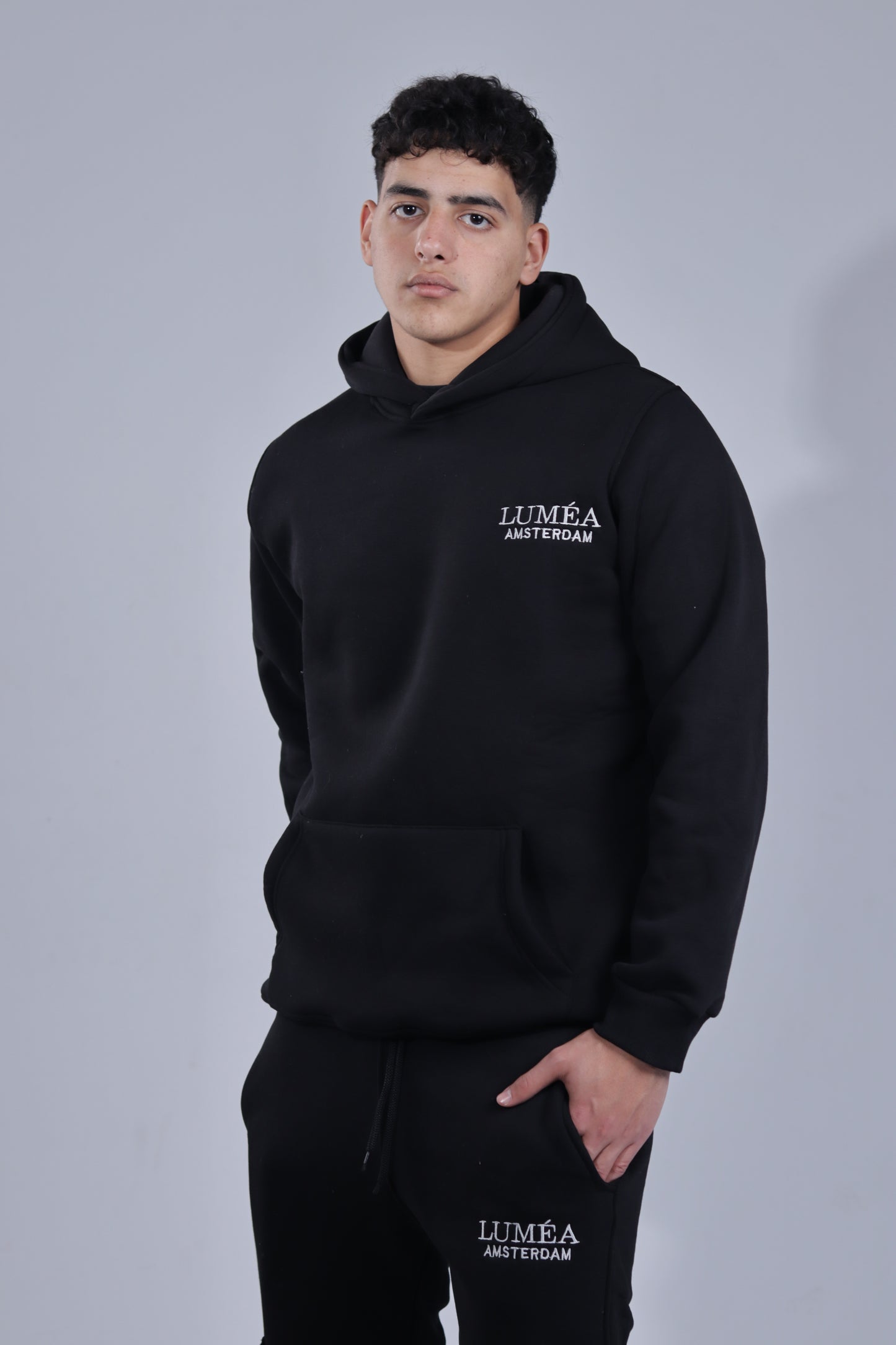 LUMÉA AMSTERDAM – Black Signature Cargo Sweatpants